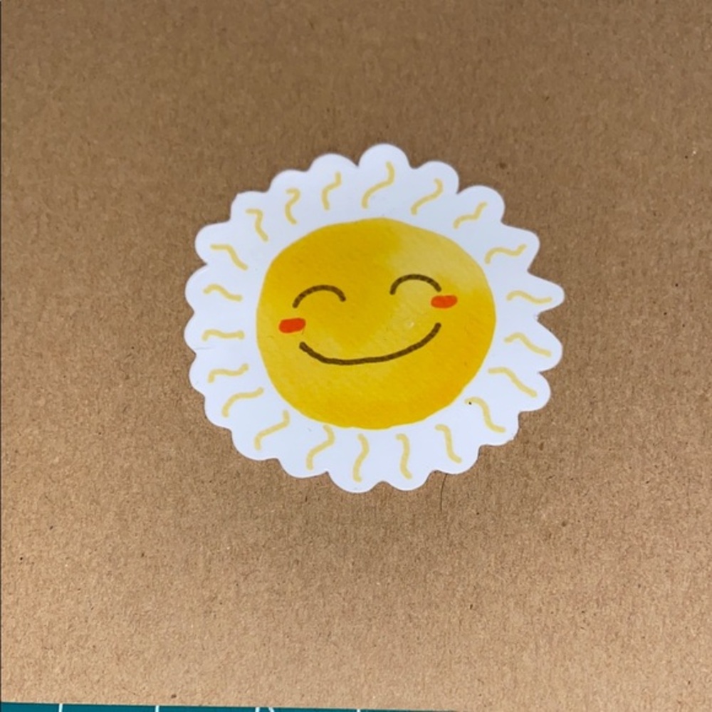 🌈20/$5🌈 Smiling Sun Wall Decor Sticker